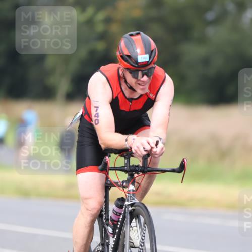 04.08.2024 - OstseeMan Fuchs,  Jonas http://msf.ph/oto/6729977 04.08.2024 10:54:39 Radfahren 130, 436, 502, 594, 636, 652, 682, 704, 740, 754, 790, 798, 1132, 1137 meine-sportfotos.de