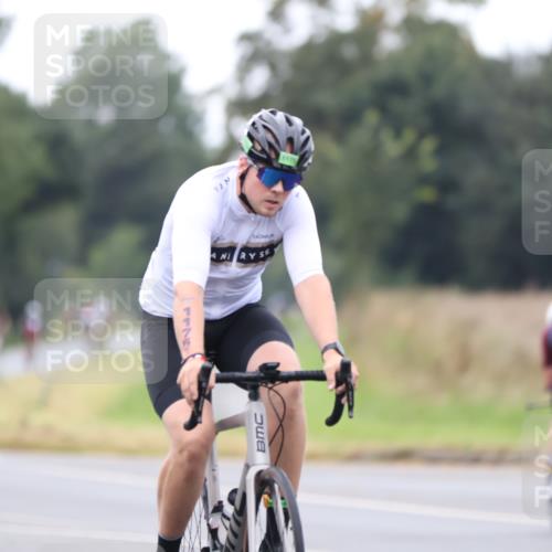 04.08.2024 - OstseeMan Fuchs,  Jonas http://msf.ph/oto/6734145 04.08.2024 11:10:46 Radfahren 2, 676, 785, 894, 1124, 1173, 1175, 1183, 1188, 1282 meine-sportfotos.de