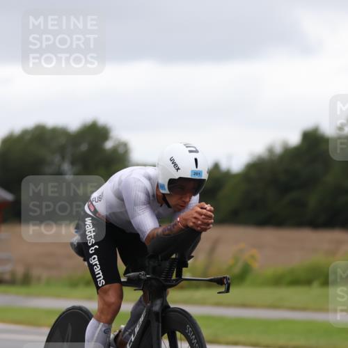 04.08.2024 - OstseeMan Fuchs,  Jonas http://msf.ph/oto/6736304 04.08.2024 11:12:59 Radfahren 141, 201, 206, 642, 680, 692, 739, 831, 838, 1129, 1165, 1228 meine-sportfotos.de