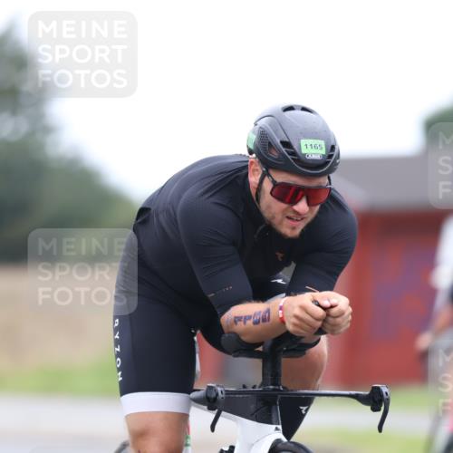 04.08.2024 - OstseeMan Fuchs,  Jonas http://msf.ph/oto/6736375 04.08.2024 11:13:03 Radfahren 27, 201, 206, 642, 680, 692, 739, 831, 838, 1134, 1165 meine-sportfotos.de