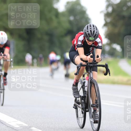 04.08.2024 - OstseeMan Fuchs,  Jonas http://msf.ph/oto/6748571 04.08.2024 12:19:07 Radfahren 184, 378, 465, 574, 617, 701, 749, 786, 953, 1137, 1180 meine-sportfotos.de
