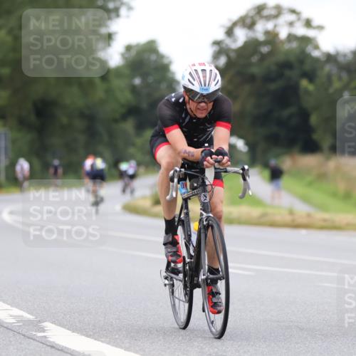 04.08.2024 - OstseeMan Fuchs,  Jonas http://msf.ph/oto/6748572 04.08.2024 12:19:08 Radfahren 184, 378, 465, 552, 574, 617, 651, 701, 749, 786, 953, 1137, 1180 meine-sportfotos.de