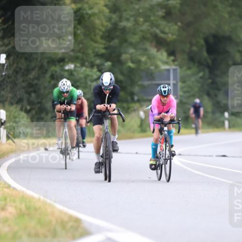 04.08.2024 - OstseeMan Fuchs,  Jonas http://msf.ph/oto/6748577 04.08.2024 12:19:10 Radfahren 284, 378, 465, 552, 574, 651, 701, 749, 786, 953, 1137, 1180 meine-sportfotos.de