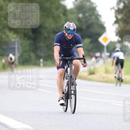 04.08.2024 - OstseeMan Fuchs,  Jonas http://msf.ph/oto/6748605 04.08.2024 12:19:23 Radfahren 35, 48, 113, 284, 443, 465, 552, 651, 786, 917, 1137 meine-sportfotos.de