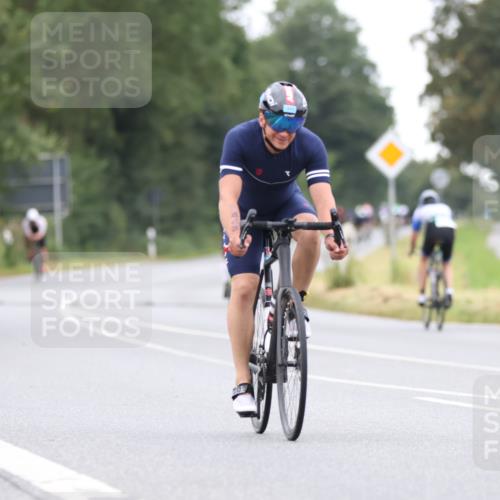 04.08.2024 - OstseeMan Fuchs,  Jonas http://msf.ph/oto/6748606 04.08.2024 12:19:23 Radfahren 35, 48, 113, 284, 443, 465, 552, 651, 786, 917, 1137 meine-sportfotos.de