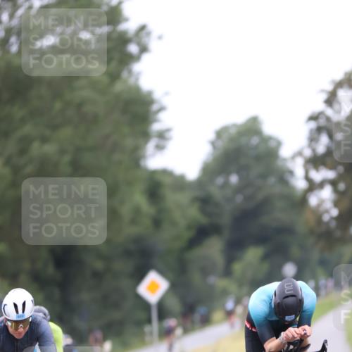 04.08.2024 - OstseeMan Fuchs,  Jonas http://msf.ph/oto/6751373 04.08.2024 12:04:36 Radfahren 229, 295, 490, 517, 552, 574, 650, 747, 1137, 1141 meine-sportfotos.de