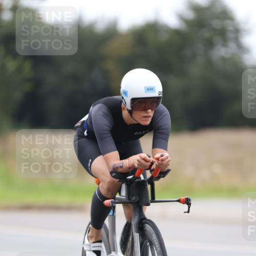 04.08.2024 - OstseeMan Fuchs,  Jonas http://msf.ph/oto/6751407 04.08.2024 12:04:43 Radfahren 124, 229, 295, 490, 552, 574, 650, 747, 1137, 1141, 1143 meine-sportfotos.de