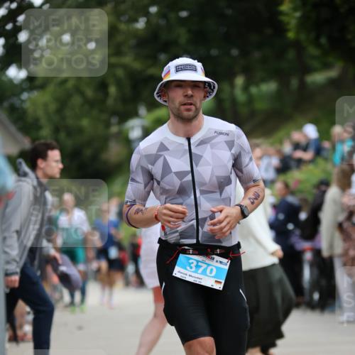 04.08.2024 - OstseeMan H.Heesch http://msf.ph/oto/6761602 04.08.2024 14:05:10 Laufen 95, 178, 367, 370, 498, 533, 535, 580, 622, 660, 680, 753, 788, 795, 876, 956, 1219 meine-sportfotos.de