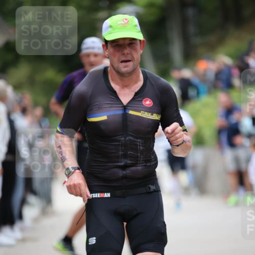 04.08.2024 - OstseeMan H.Heesch http://msf.ph/oto/6766112 04.08.2024 14:35:21 Laufen 49, 66, 76, 105, 117, 118, 170, 376, 409, 524, 612, 614, 619, 668, 680, 1188, 1269, 1278, 1293 meine-sportfotos.de