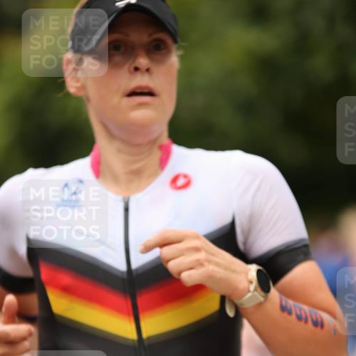 04.08.2024 - OstseeMan H.Heesch http://msf.ph/oto/6766125 04.08.2024 14:35:27 Laufen 49, 66, 76, 117, 118, 376, 409, 524, 612, 614, 668, 680, 945, 1177, 1188, 1269, 1293 meine-sportfotos.de