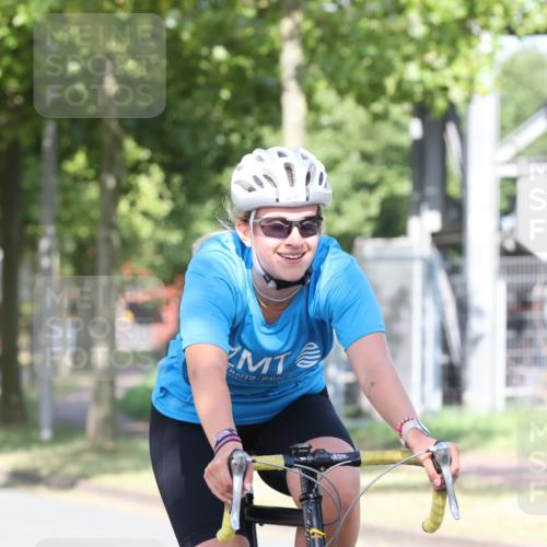 11.08.2024 - GEWOBA Citytriathlon Bremen H.Heesch http://msf.ph/oto/6768675 11.08.2024 10:24:02 Radfahren 17, 21, 23, 33, 37, 44, 50, 51, 70, 101, 116 meine-sportfotos.de