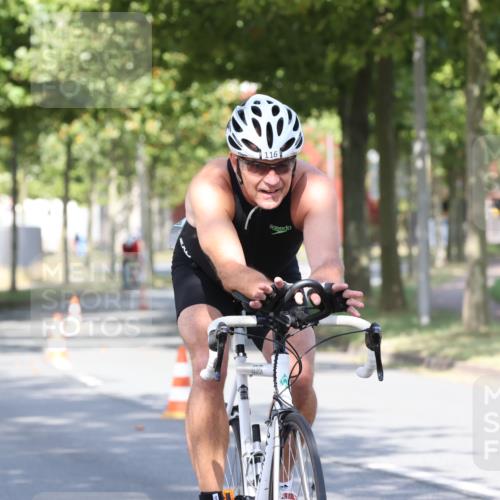 11.08.2024 - GEWOBA Citytriathlon Bremen H.Heesch http://msf.ph/oto/6768758 11.08.2024 10:24:07 Radfahren 23, 33, 37, 44, 50, 51, 70, 80, 101, 116 meine-sportfotos.de