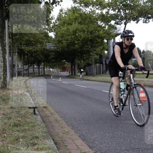 11.08.2024 - GEWOBA Citytriathlon Bremen H.Heesch http://msf.ph/oto/6769136 11.08.2024 13:49:08 Radfahren 720 meine-sportfotos.de