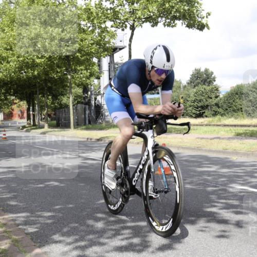 11.08.2024 - GEWOBA Citytriathlon Bremen H.Heesch http://msf.ph/oto/6769213 11.08.2024 11:35:31 Radfahren 817, 862, 934 meine-sportfotos.de