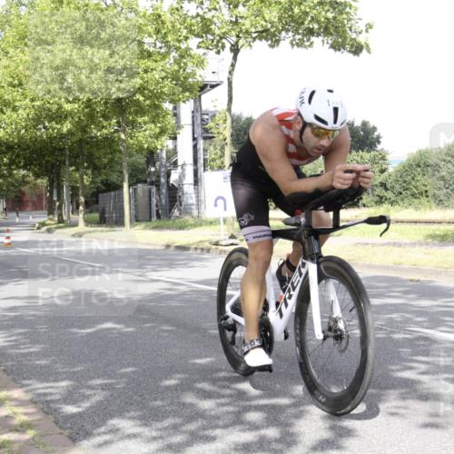 11.08.2024 - GEWOBA Citytriathlon Bremen H.Heesch http://msf.ph/oto/6769343 11.08.2024 11:41:26 Radfahren 835, 896, 902 meine-sportfotos.de