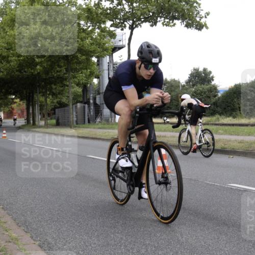 11.08.2024 - GEWOBA Citytriathlon Bremen H.Heesch http://msf.ph/oto/6769403 11.08.2024 11:43:35 Radfahren 770, 846, 868, 925, 967 meine-sportfotos.de