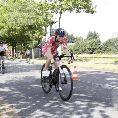 11.08.2024 - GEWOBA Citytriathlon Bremen H.Heesch http://msf.ph/oto/6769722 11.08.2024 11:50:47 Radfahren 741, 748, 783, 963, 966, 992, 1021, 1027 meine-sportfotos.de