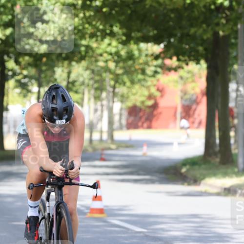 11.08.2024 - GEWOBA Citytriathlon Bremen H.Heesch http://msf.ph/oto/6769870 11.08.2024 10:34:28 Radfahren 105 meine-sportfotos.de