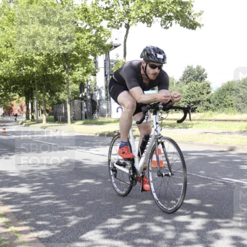 11.08.2024 - GEWOBA Citytriathlon Bremen H.Heesch http://msf.ph/oto/6769972 11.08.2024 11:57:17 Radfahren 772, 985 meine-sportfotos.de