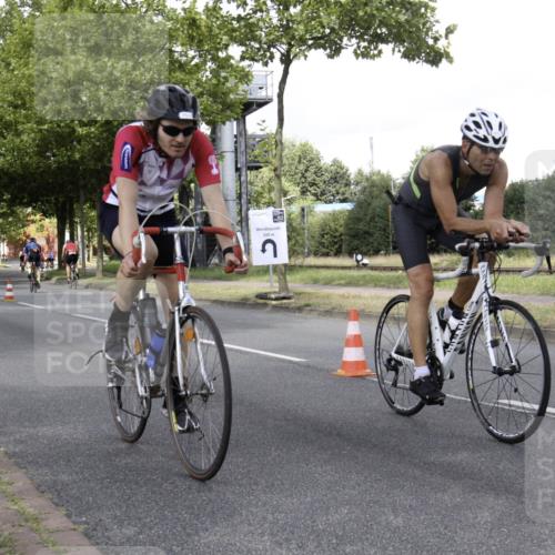 11.08.2024 - GEWOBA Citytriathlon Bremen H.Heesch http://msf.ph/oto/6770171 11.08.2024 12:02:39 Radfahren 759, 836, 855, 873, 927, 974, 996 meine-sportfotos.de