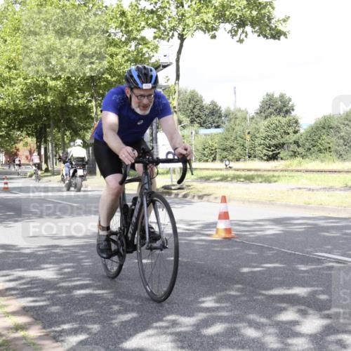 11.08.2024 - GEWOBA Citytriathlon Bremen H.Heesch http://msf.ph/oto/6770199 11.08.2024 12:03:23 Radfahren 826, 853, 867, 936, 942, 1024, 1029, 1030, 1040 meine-sportfotos.de