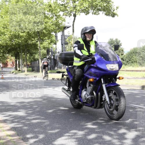 11.08.2024 - GEWOBA Citytriathlon Bremen H.Heesch http://msf.ph/oto/6770293 11.08.2024 12:05:06 Radfahren 768, 773, 839, 864, 865, 1019 meine-sportfotos.de