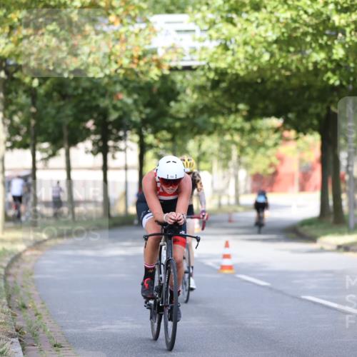 11.08.2024 - GEWOBA Citytriathlon Bremen H.Heesch http://msf.ph/oto/6770491 11.08.2024 10:38:12 Radfahren 3, 52, 56, 94, 95 meine-sportfotos.de