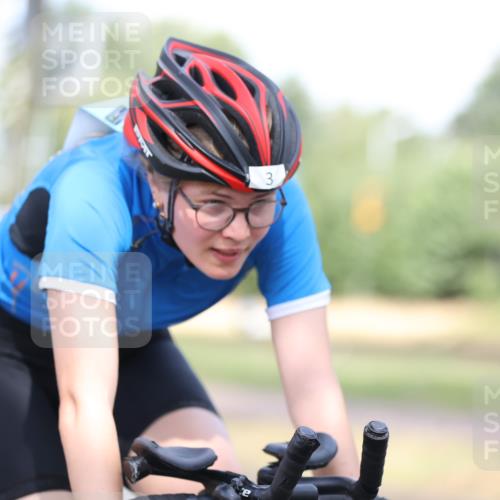 11.08.2024 - GEWOBA Citytriathlon Bremen H.Heesch http://msf.ph/oto/6770625 11.08.2024 10:38:19 Radfahren 3, 11, 29, 52, 56, 58, 94, 95 meine-sportfotos.de