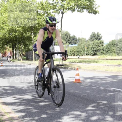 11.08.2024 - GEWOBA Citytriathlon Bremen H.Heesch http://msf.ph/oto/6770699 11.08.2024 12:15:43 Radfahren 744, 786, 790, 791, 897, 985, 989, 1020, 1036 meine-sportfotos.de