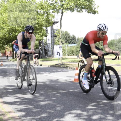 11.08.2024 - GEWOBA Citytriathlon Bremen H.Heesch http://msf.ph/oto/6770710 11.08.2024 12:15:53 Radfahren 767, 780, 786, 790, 791, 985, 989, 1020, 1036 meine-sportfotos.de