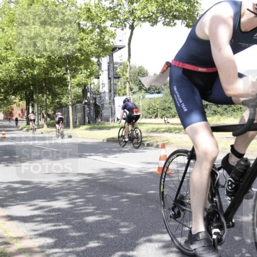 11.08.2024 - GEWOBA Citytriathlon Bremen H.Heesch http://msf.ph/oto/6770712 11.08.2024 12:15:53 Radfahren 767, 780, 786, 790, 791, 985, 989, 1020, 1036 meine-sportfotos.de