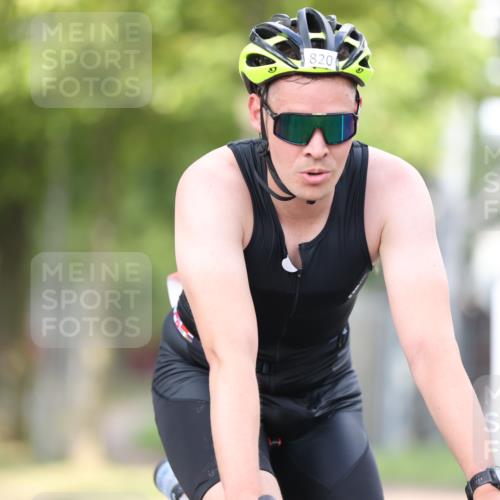 11.08.2024 - GEWOBA Citytriathlon Bremen H.Heesch http://msf.ph/oto/6773180 11.08.2024 11:39:57 Radfahren 744, 807, 820, 878 meine-sportfotos.de