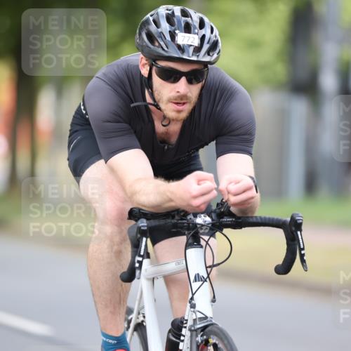 11.08.2024 - GEWOBA Citytriathlon Bremen H.Heesch http://msf.ph/oto/6773566 11.08.2024 11:40:32 Radfahren 754, 767, 772 meine-sportfotos.de