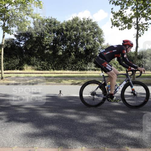 11.08.2024 - GEWOBA Citytriathlon Bremen H.Heesch http://msf.ph/oto/6774585 11.08.2024 10:20:05 Radfahren 43, 62, 95 meine-sportfotos.de