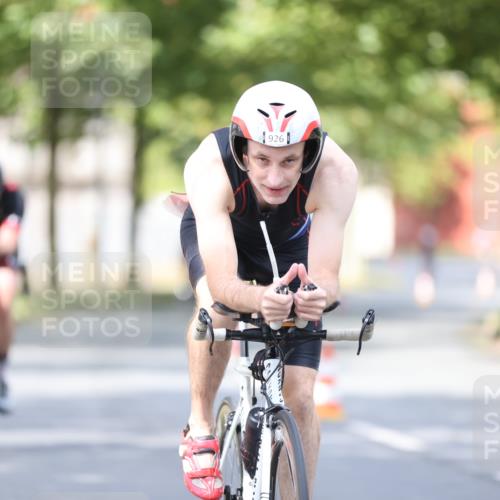 11.08.2024 - GEWOBA Citytriathlon Bremen H.Heesch http://msf.ph/oto/6776360 11.08.2024 11:44:25 Radfahren 759, 836, 855, 861, 926 meine-sportfotos.de
