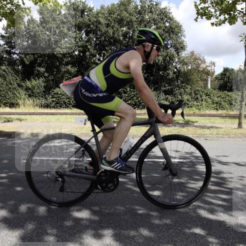 11.08.2024 - GEWOBA Citytriathlon Bremen H.Heesch http://msf.ph/oto/6776737 11.08.2024 12:15:44 Radfahren 767, 780, 786, 790, 791, 985, 989, 1020, 1036 meine-sportfotos.de