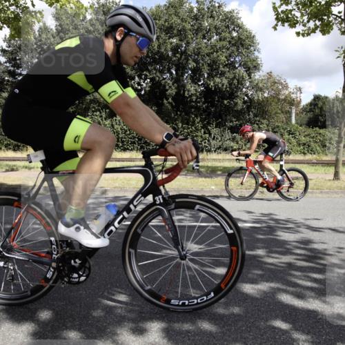 11.08.2024 - GEWOBA Citytriathlon Bremen H.Heesch http://msf.ph/oto/6776743 11.08.2024 12:15:50 Radfahren 767, 780, 786, 790, 791, 985, 989, 1020, 1036 meine-sportfotos.de