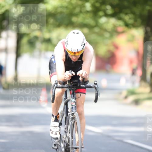 11.08.2024 - GEWOBA Citytriathlon Bremen H.Heesch http://msf.ph/oto/6777767 11.08.2024 11:46:05 Radfahren 755, 775, 806, 845, 853, 954, 962 meine-sportfotos.de