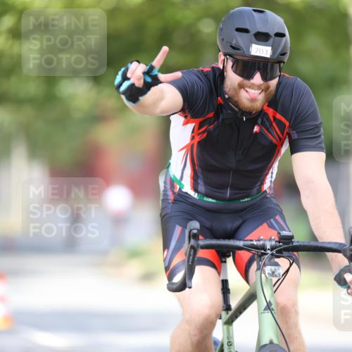11.08.2024 - GEWOBA Citytriathlon Bremen H.Heesch http://msf.ph/oto/6778370 11.08.2024 11:46:38 Radfahren 703, 768, 773, 798, 839, 843, 942, 1040 meine-sportfotos.de