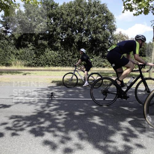 11.08.2024 - GEWOBA Citytriathlon Bremen H.Heesch http://msf.ph/oto/6779981 11.08.2024 13:25:32 Radfahren 225, 301, 309, 316, 328, 471, 658, 660, 672, 720 meine-sportfotos.de