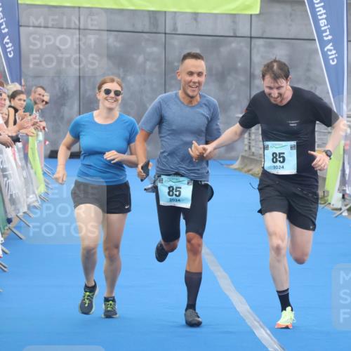 11.08.2024 - GEWOBA Citytriathlon Bremen Lena Gebhardt http://msf.ph/oto/6786147 11.08.2024 11:03:33 Ziel 85 meine-sportfotos.de