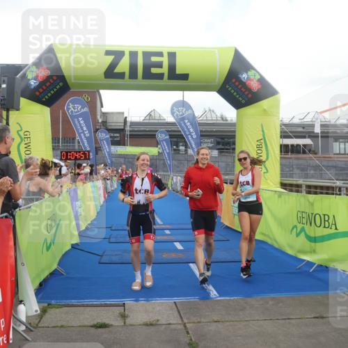 11.08.2024 - GEWOBA Citytriathlon Bremen Lena Gebhardt http://msf.ph/oto/6786350 11.08.2024 11:05:01 Ziel 46, 105 meine-sportfotos.de