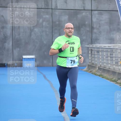 11.08.2024 - GEWOBA Citytriathlon Bremen Lena Gebhardt http://msf.ph/oto/6786644 11.08.2024 11:09:29 Ziel 79 meine-sportfotos.de