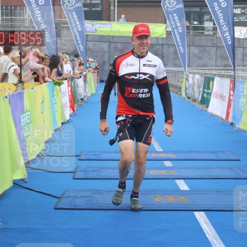 11.08.2024 - GEWOBA Citytriathlon Bremen Lena Gebhardt http://msf.ph/oto/6786701 11.08.2024 11:09:58 Ziel 58, 62 meine-sportfotos.de