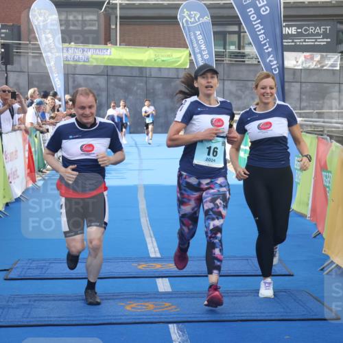 11.08.2024 - GEWOBA Citytriathlon Bremen Lena Gebhardt http://msf.ph/oto/6786874 11.08.2024 11:12:29 Ziel 1, 16 meine-sportfotos.de