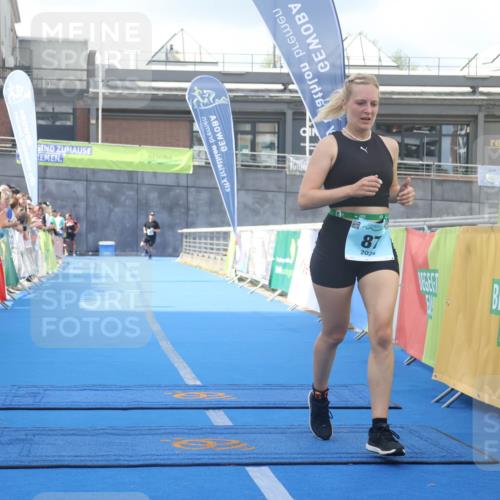 11.08.2024 - GEWOBA Citytriathlon Bremen Lena Gebhardt http://msf.ph/oto/6787373 11.08.2024 11:15:47 Ziel 87, 114 meine-sportfotos.de