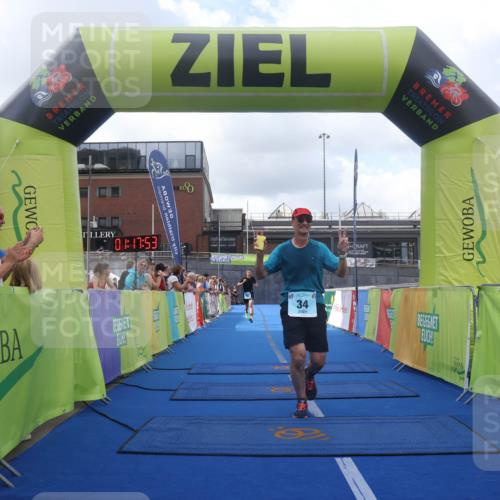 11.08.2024 - GEWOBA Citytriathlon Bremen Lena Gebhardt http://msf.ph/oto/6787733 11.08.2024 11:17:56 Ziel 34, 97 meine-sportfotos.de