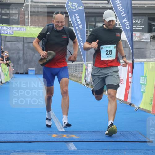 11.08.2024 - GEWOBA Citytriathlon Bremen Lena Gebhardt http://msf.ph/oto/6788241 11.08.2024 11:20:38 Ziel 26, 68 meine-sportfotos.de