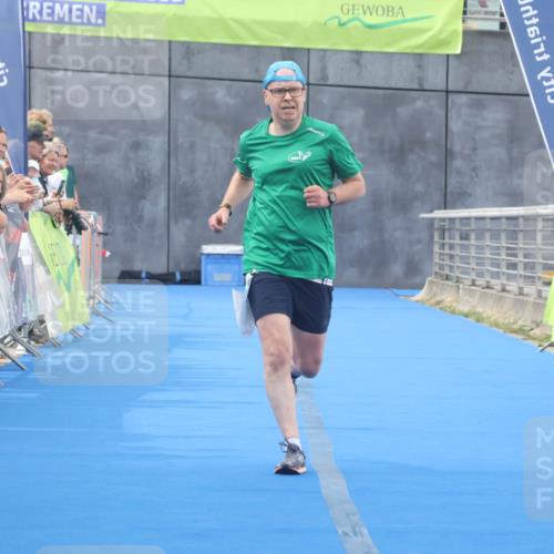 11.08.2024 - GEWOBA Citytriathlon Bremen Lena Gebhardt http://msf.ph/oto/6788349 11.08.2024 11:21:35 Ziel 5, 109 meine-sportfotos.de