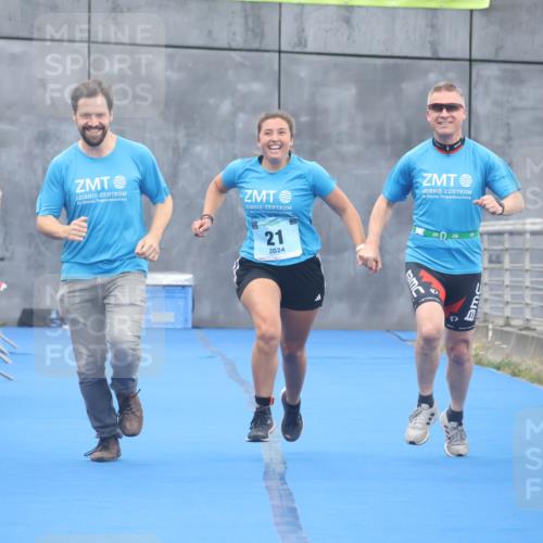 11.08.2024 - GEWOBA Citytriathlon Bremen Lena Gebhardt http://msf.ph/oto/6788382 11.08.2024 11:22:10 Ziel 21 meine-sportfotos.de